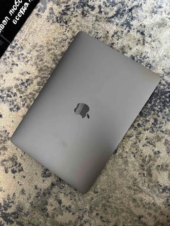 Apple MacBook Air 13 2020 256 Гб