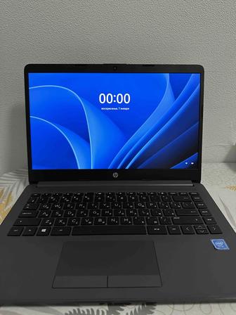 ноутбук HP 240 G8 Notebook PC