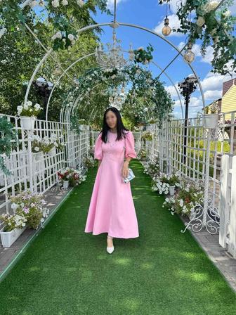 Вечернее платье нарядное