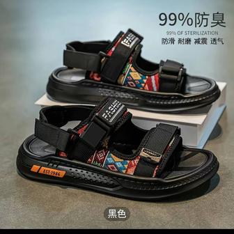 Шлепки Сланцы