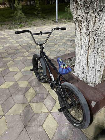 Продам топовый BMX