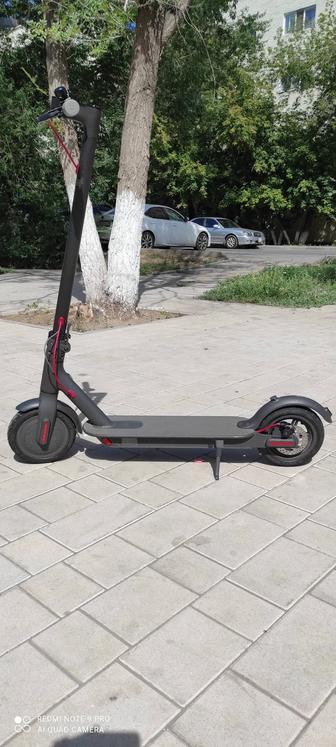 Продам самокат Xiaomi Mijia