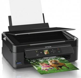 Цветной принтер EPSON XP-332.