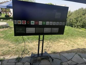 Телевизор сатылады 55 дум 65 дум Тв новый кронштейн новый Шымкент