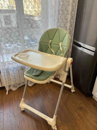 Детский стул для кормления
