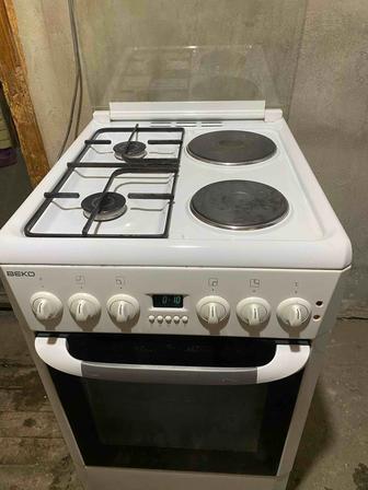 Плита ВЕКО в отличном состоянии