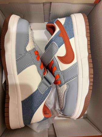 Кроссовки детские