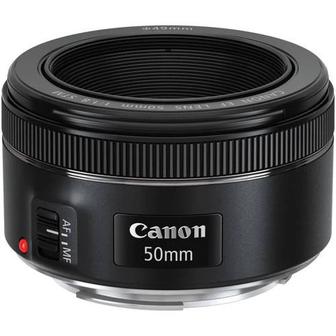 Canon 50mm f/1.8 STM светосильный объектив, как новый!
