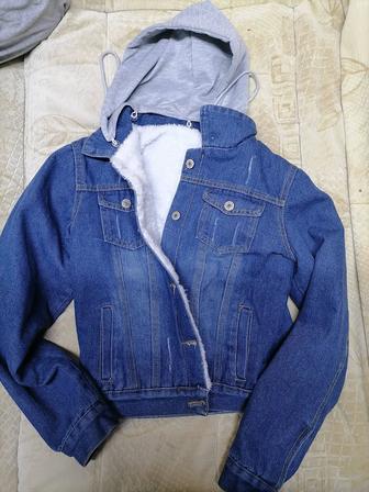 Продам джинсовку утепленную