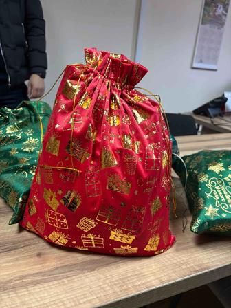 Подарочный новогодний мешок 100 штук по 500 тенге