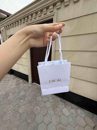 Диор блеск