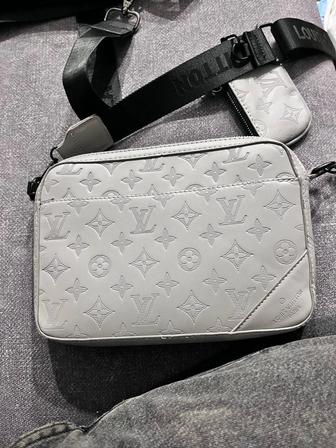 Барсетка Louis Vuitton