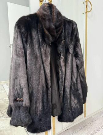 Продам норковую шубу