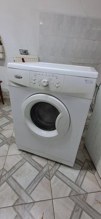 Продам стиральную машинку