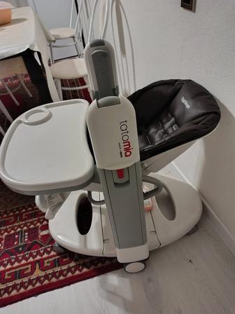 Продается стульчик для кормления Peg Perego Tatamia