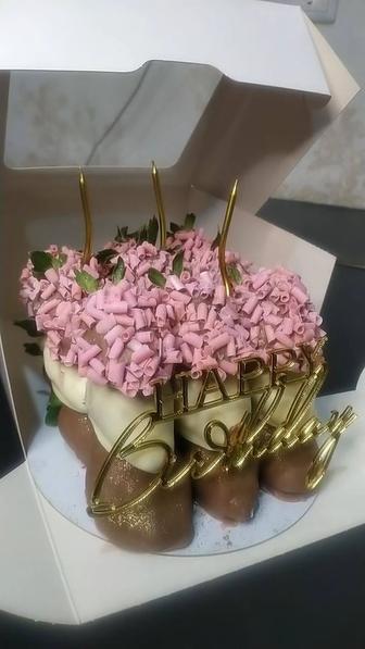 Торт из клубники в шоколаде!