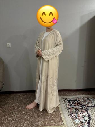 Женское платье продам