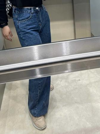 Продам женские широкие джинсы !