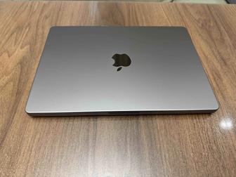 MacBook Pro 14 M1