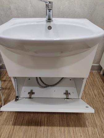 Раковина с тумбой б/у