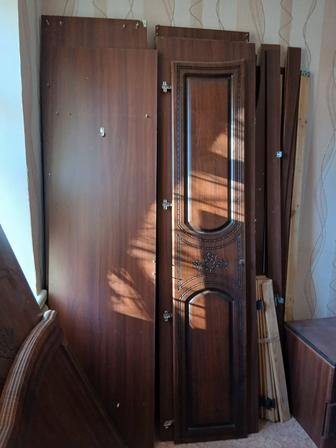 Срочно продам спальный гарнитур