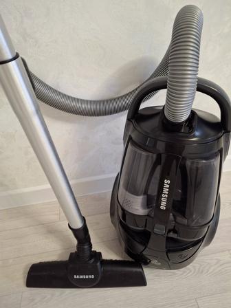 Samsung продам пылесос