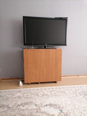 Телевизор LG 100