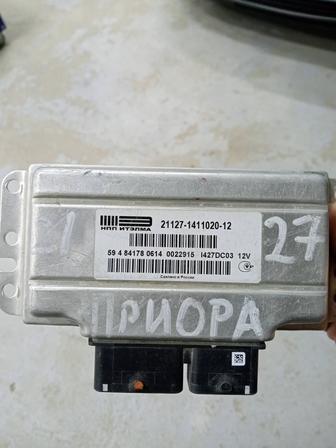 Блок управления автомобиля Приора 2