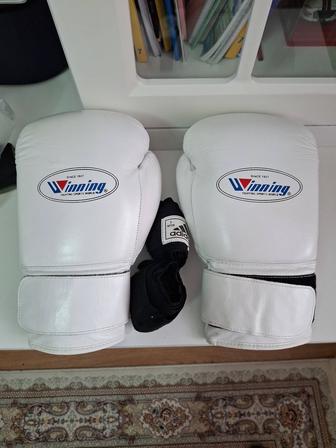Перчатки боксерские