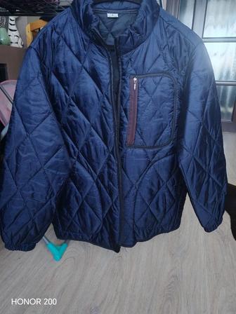 Продам куртку на подростка