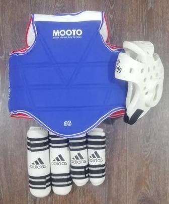 Экипировка для тхэквондо (протектор,щитки,шлем)