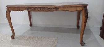 Продается стол