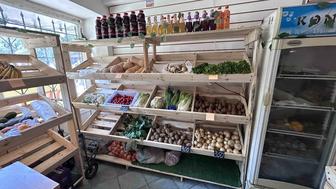 Продам деревянный стеллаж для овощей и фруктов!!!