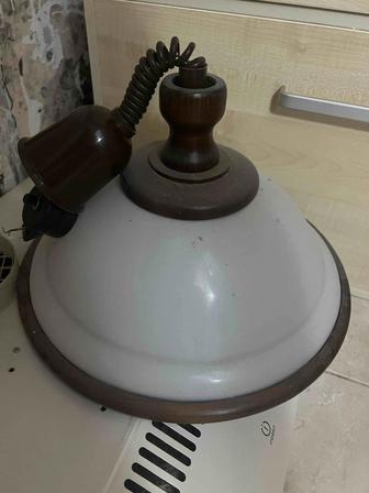 Продаю люстру б/у