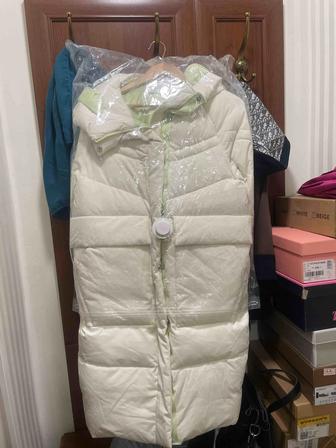 Продам зимние куртки