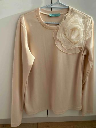 Женская кофточка нарядная