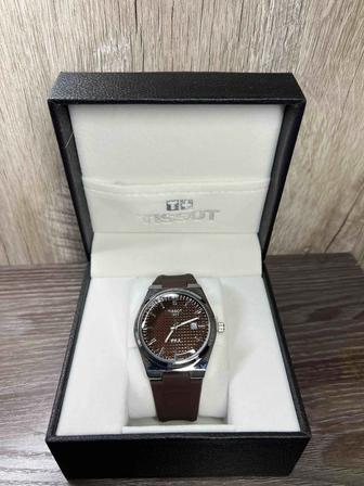 TISSOT Часы