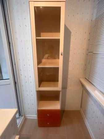 Продаю книжный шкаф