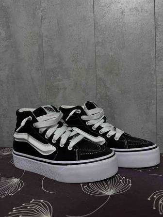 Кроссовки VANS