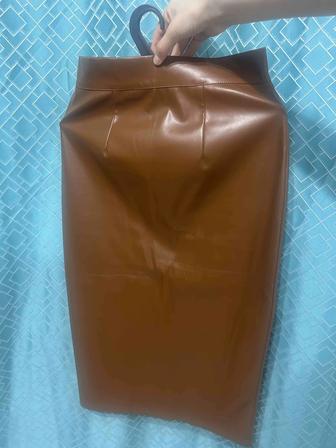 Продам Кожаную юбку