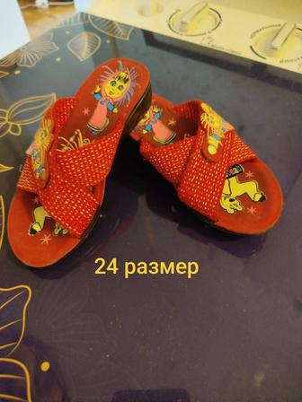 Продам детские туфли, босоножки