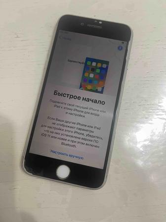 Продам Айфон 8