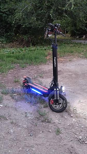 Продам Электросамокат Kugoo Max Speed