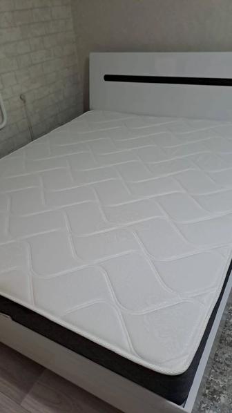 Продам матрас б/у