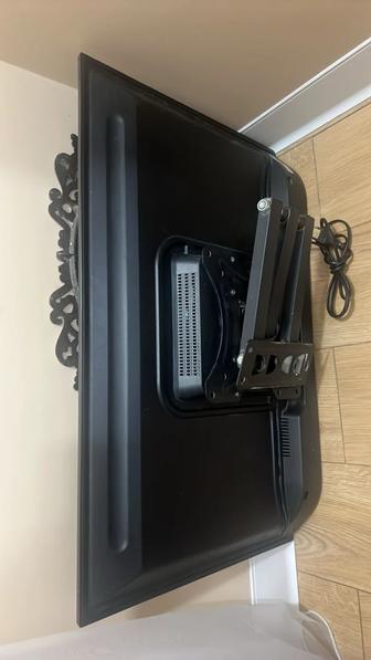 Телевизор TCL
