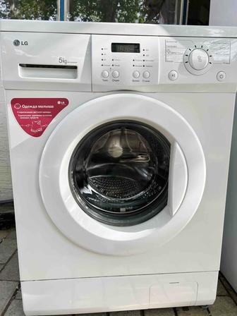 Продам стиральную машину LG