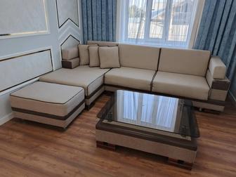 Продается диван для гостиной