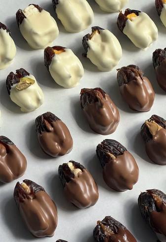 Хурма в шоколаде