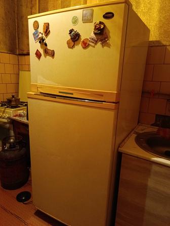 Отдам холодильник