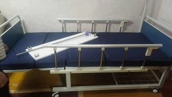 Медицинская кровать